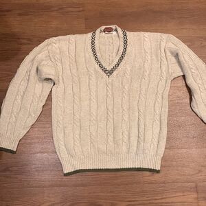 Graham& Gunn  tan V neck sweater size Large